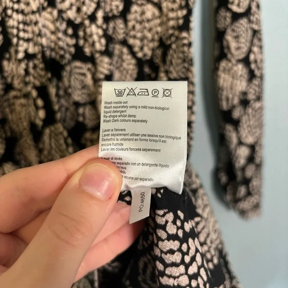 Seraphine Black and White Mini Dress - Picture 14 of 14